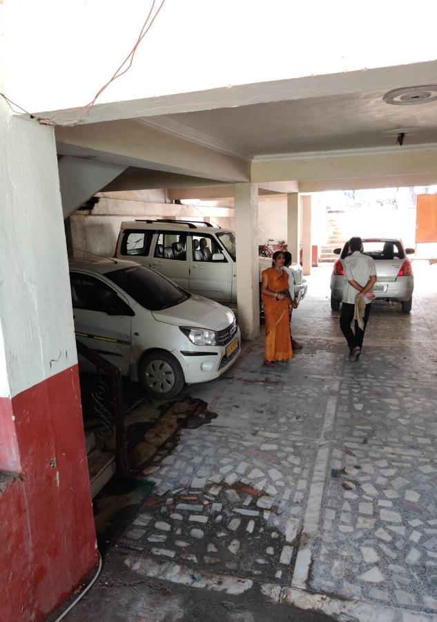 Hotel Krishan Kanhiya Jaunpur Eksteriør bilde
