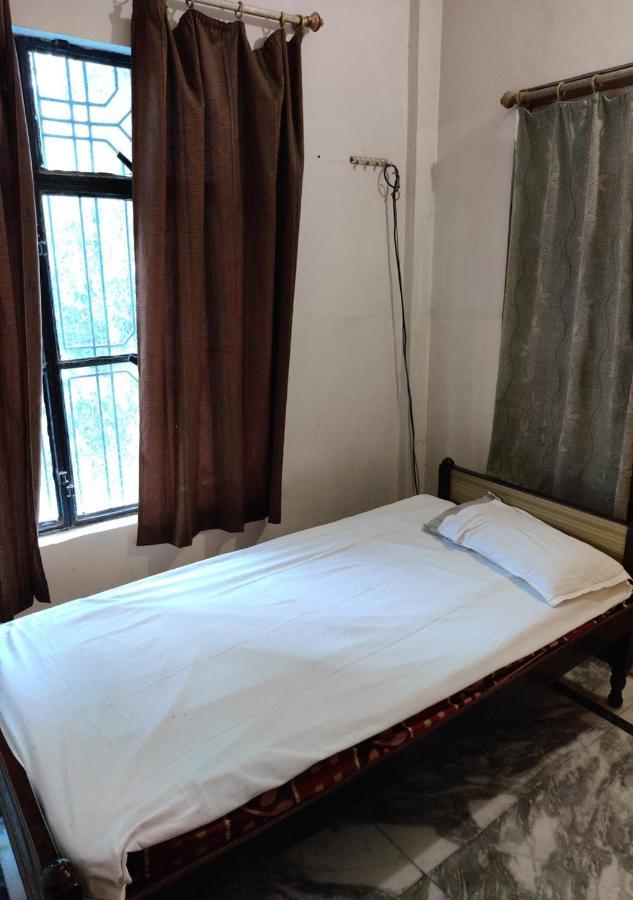Hotel Krishan Kanhiya Jaunpur Eksteriør bilde