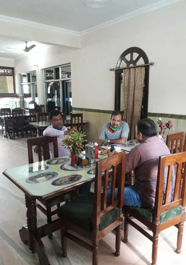 Hotel Krishan Kanhiya Jaunpur Eksteriør bilde