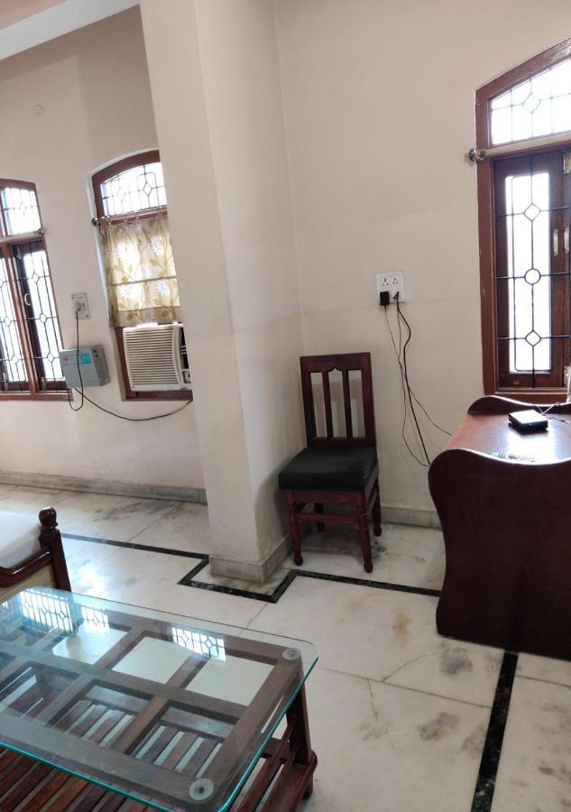 Hotel Krishan Kanhiya Jaunpur Eksteriør bilde