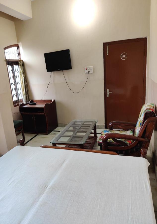 Hotel Krishan Kanhiya Jaunpur Eksteriør bilde